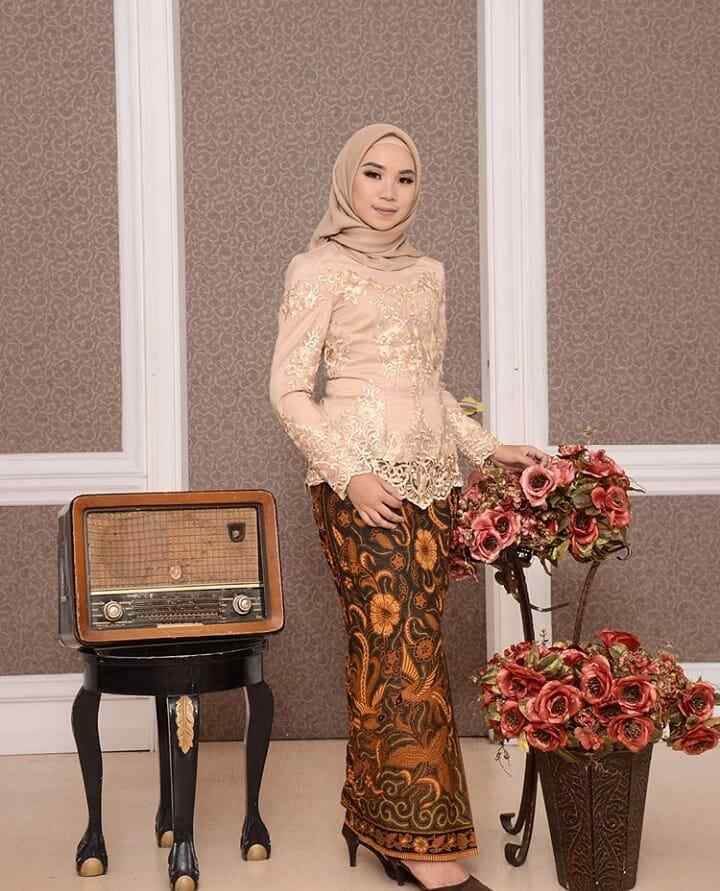  yuk intip beberapa model dan gaya baju  Top 47 Model Baju Pesta 2021 Tanpa Hijab