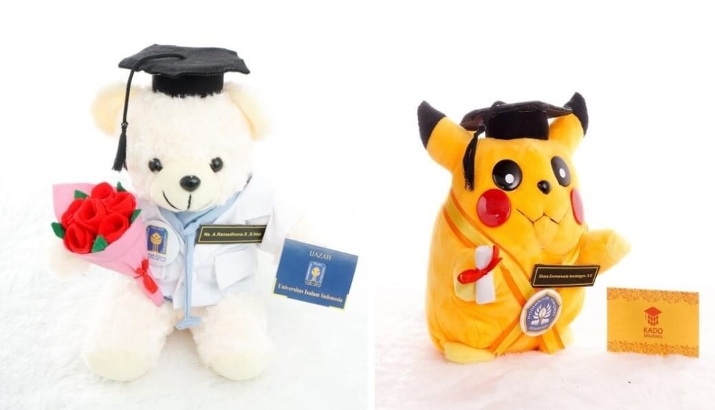 Boneka Wisuda